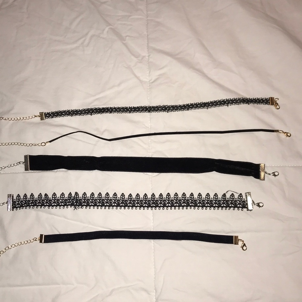 Choker set